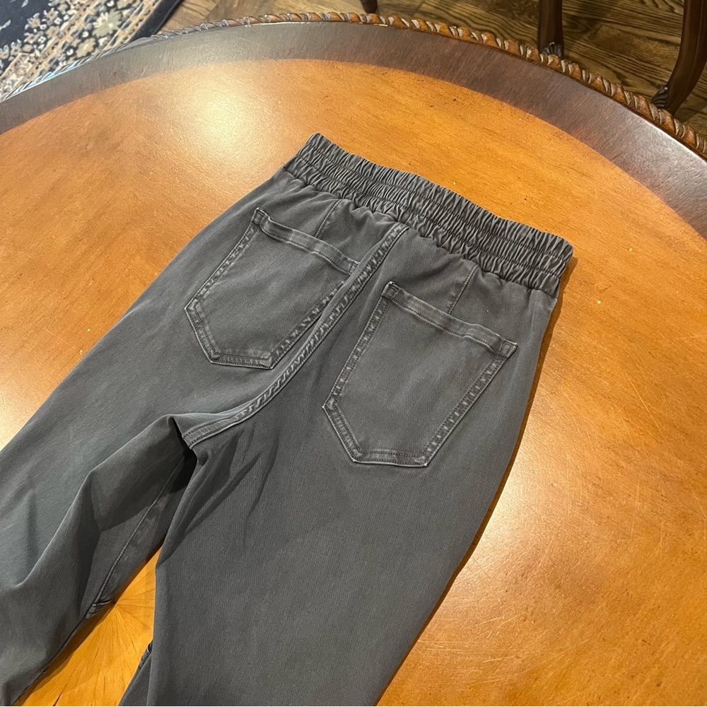 LIKE NEW Spanx Stretch Mid Rise Twill Joggers Washed Black XS Pull-On Utility - Picture 10 of 16
